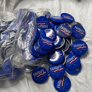 Hillary Clinton '08 Campaign Buttons - How many do you want?